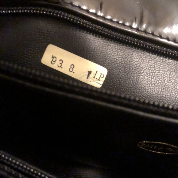 TODAY’S SPECIAL:Chanel Patent Leather Bag with POUCH - Picture 5 of 17